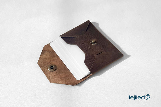 Origami-leather-small-purse_front-open